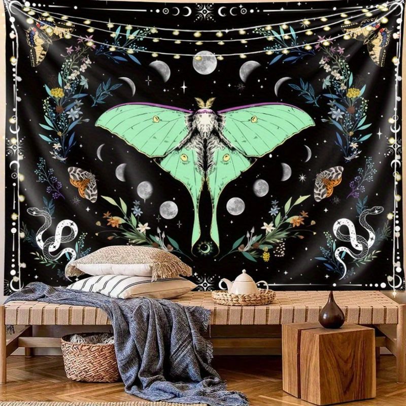 Home Decor Yoga - VIKAMA Güve Kelebek Ay Evresi Goblen