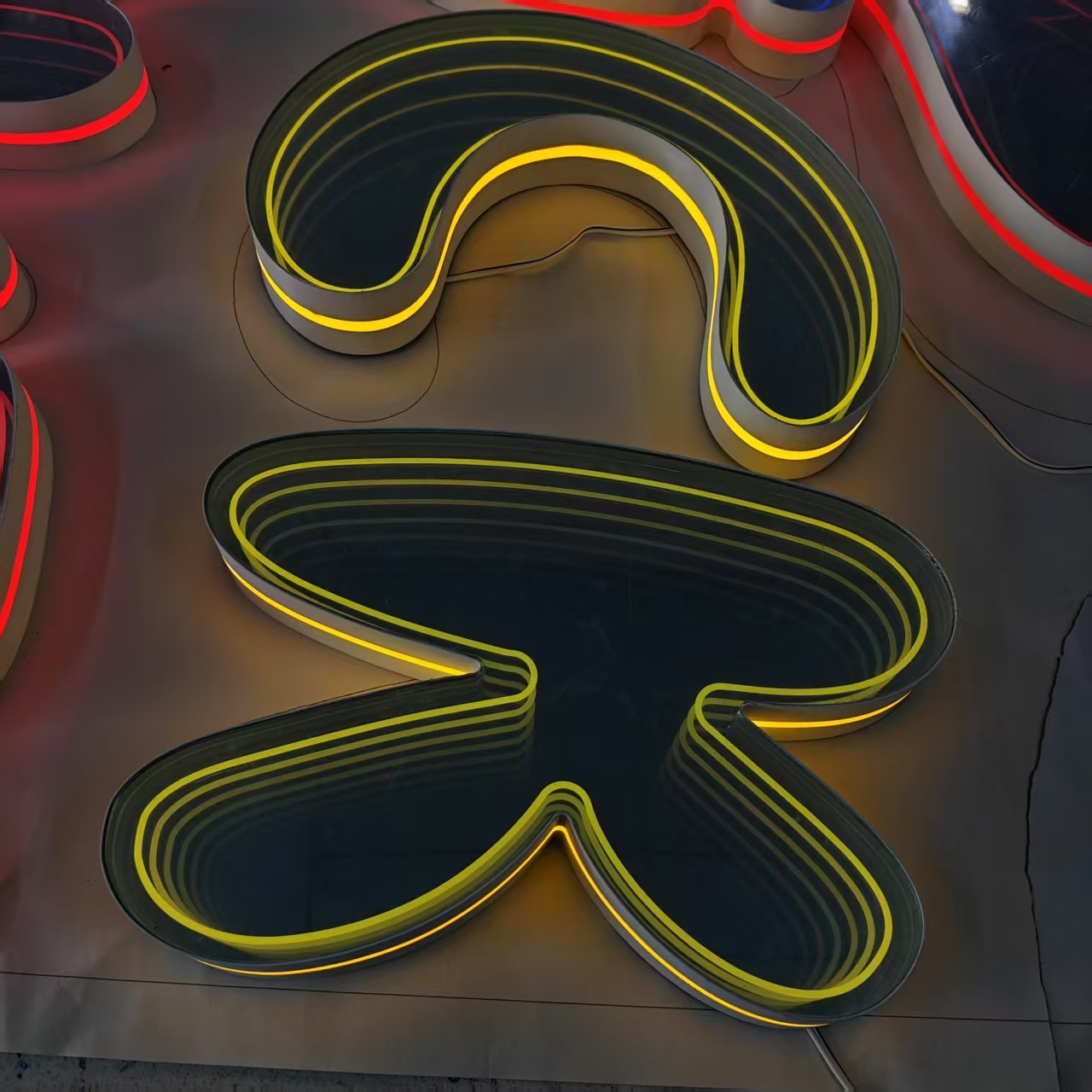 Özelleştirilmiş Sonsuzluk Neon - Neon Sign Led Custom incelemesi ve fiyatı