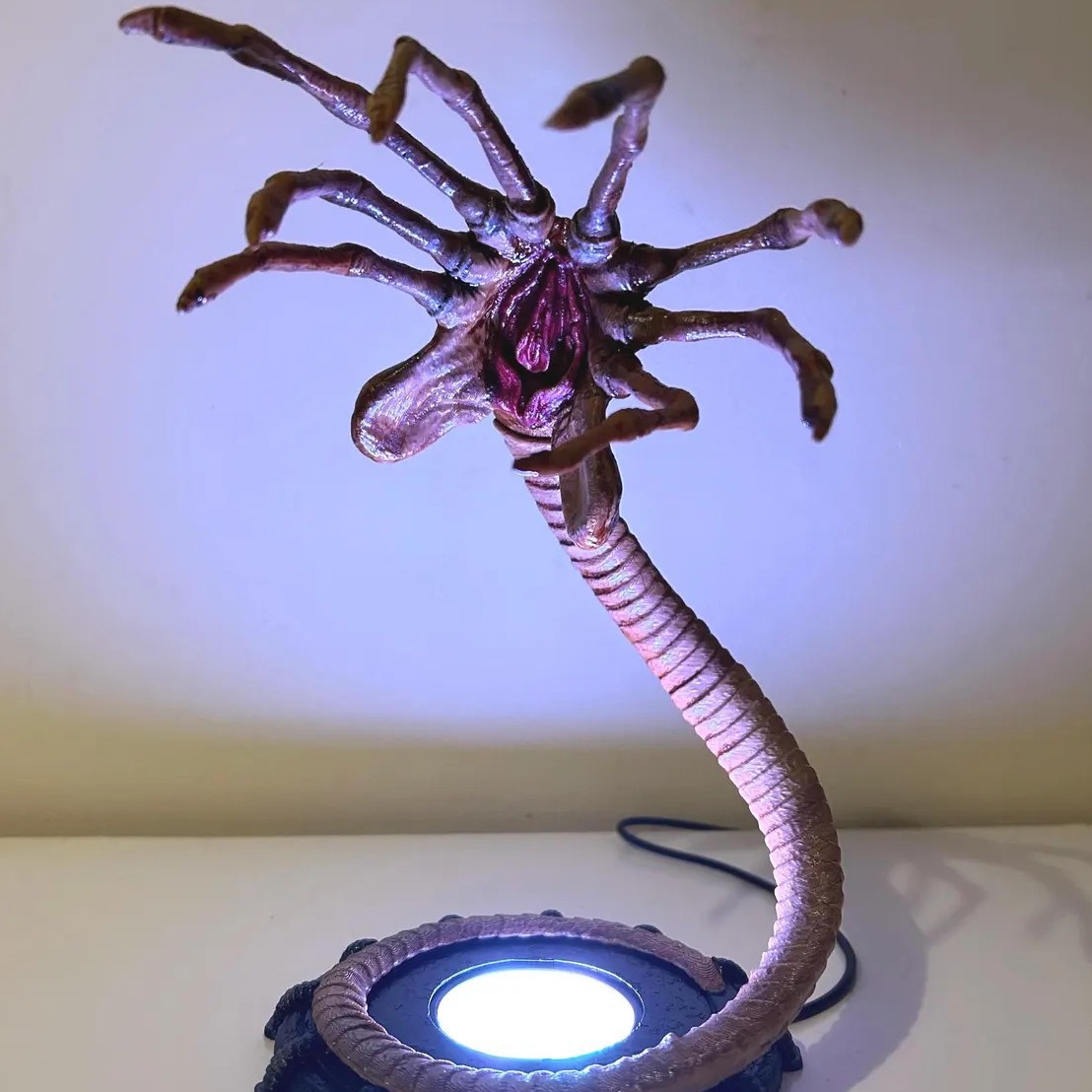 Uzaylı Facehugger Lambası Gece - Home Decor Halloween incelemesi ve fiyatı
